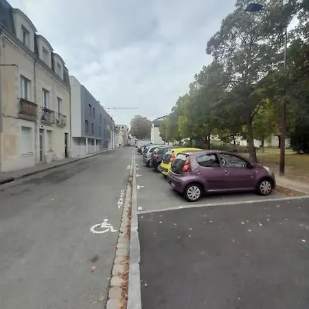 Mangin-direct Gare-parking-proche Commerces