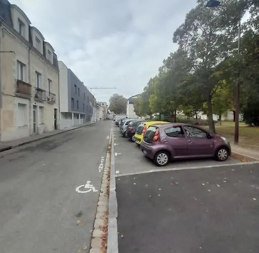 Mangin-direct Gare-parking-proche Commerces