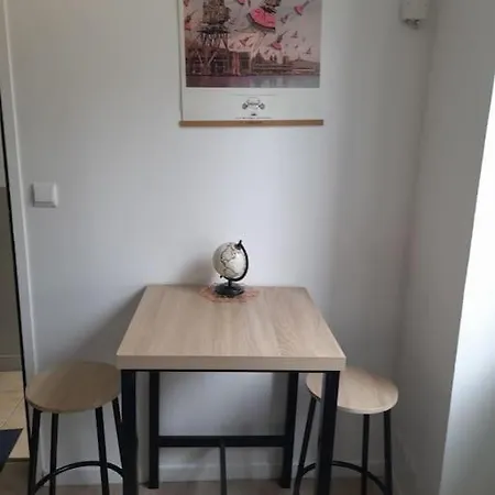 Mangin-direct Gare-parking-proche Commerces * Нант